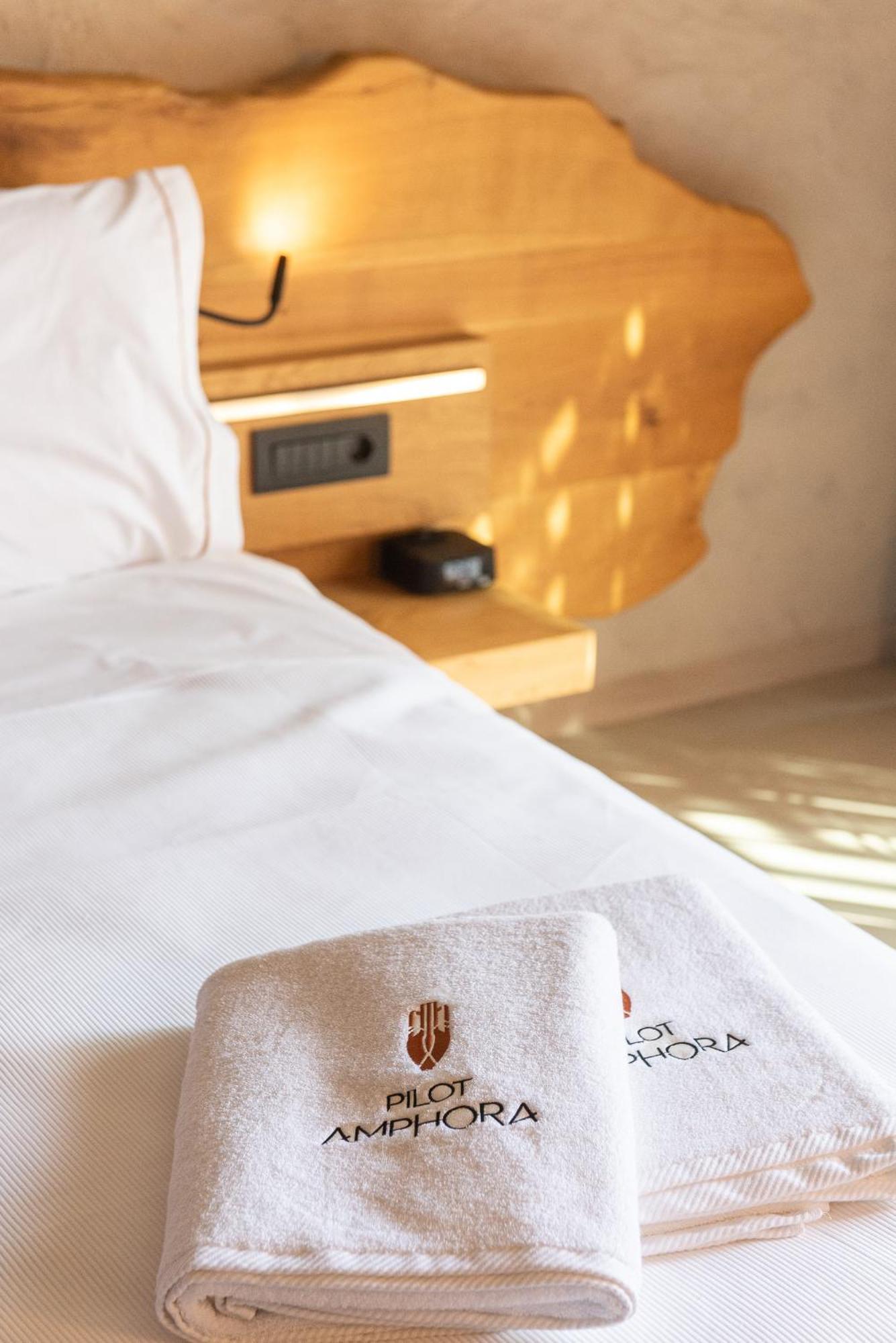 Pilot Amphora Boutique Hotel "Adults Only" Georgioupoli Phòng bức ảnh
